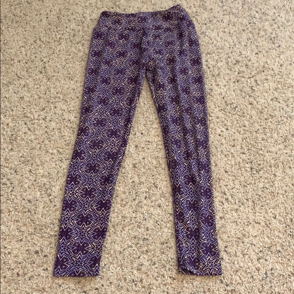 Purple leggings